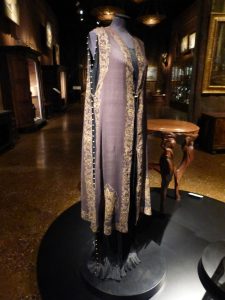 Auténtico vestido Delphos, creación de Mariano Fortuny y Madrazo