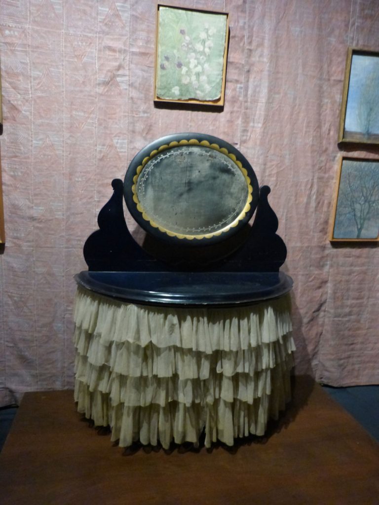 Auténtico vestido Delphos, creación de Mariano Fortuny y Madrazo